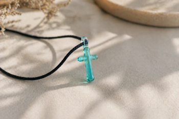 Cross Murano Glass Necklace · Handcrafted Faith Pendant - Imagen 2