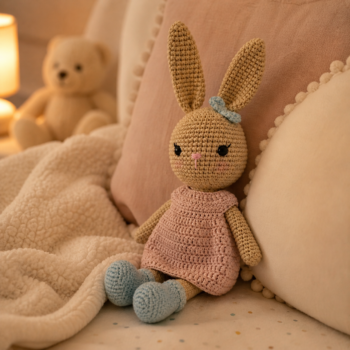 Amigurumi Bunny Girl Doll · Handmade Crochet Toy - Imagen 5