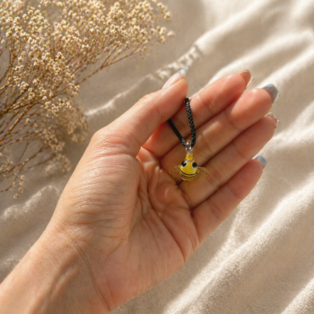 Bee Murano Glass Necklace · Handcrafted Honey Garden Pendant - Imagen 2