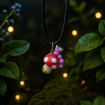 Mushroom Porcelain Necklace · Handcrafted Forest Bugs Nature Pendant - Imagen 3