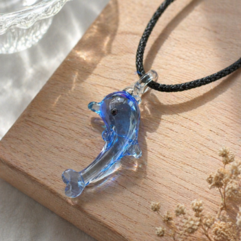 Dolphin Murano Glass Necklace · Handcrafted Azure Ocean Pendant - Imagen 2