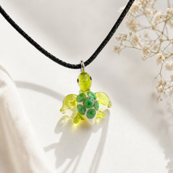 Sea Turtle Murano Glass Necklace · Handcrafted Cute Pendant - Imagen 4