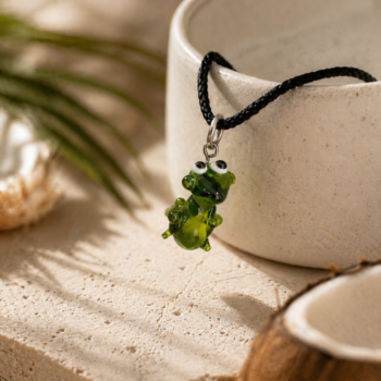 Crocodile Murano Glass Necklace · Handcrafted Green Reptile Pendant