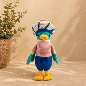 Colorful Bird Amigurumi · Handmade Crochet Plush Toy - Imagen 2
