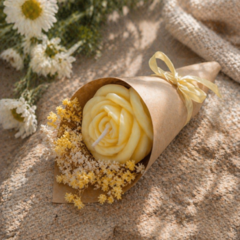 Handcrafted Floral Candles · Artisan Decorative Flower Candle Set - Imagen 5